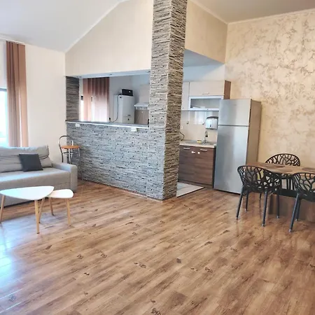 Apartmán No 02 - Amarilia Constanţa